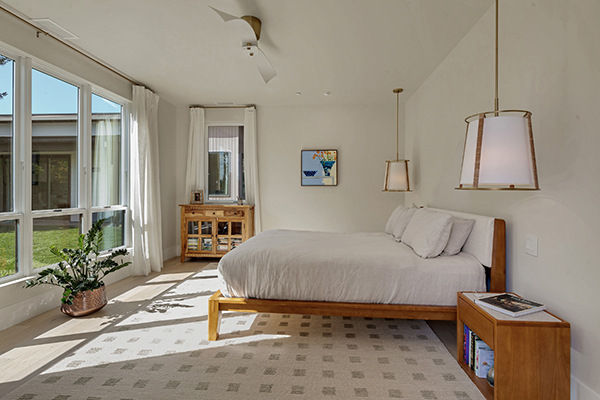 1 Harrington [Interior bedroom]